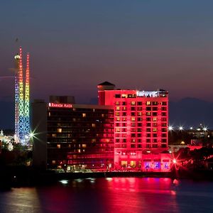 Ramada Plaza By Wyndham Orlando Resort & Suites Intl Drive - Newly Renovated!